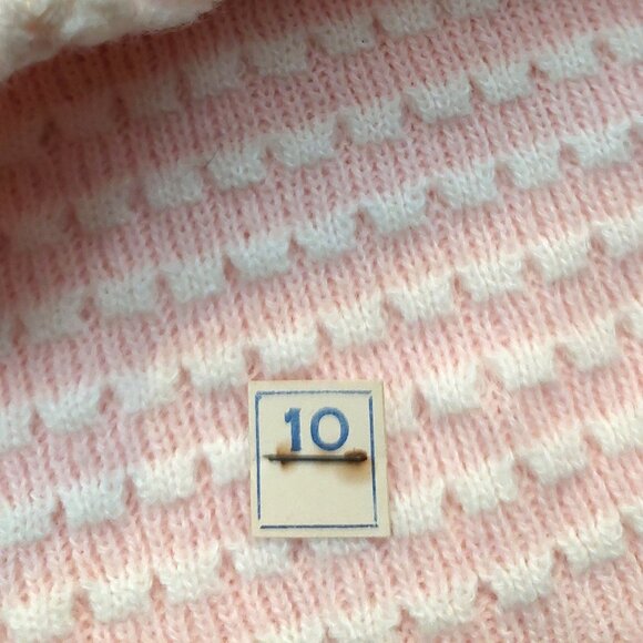 Vintage 1940s-1950s Pink White Stripe Sleeveless Knit Crewneck Sweater Top Vest - Picture 8 of 8